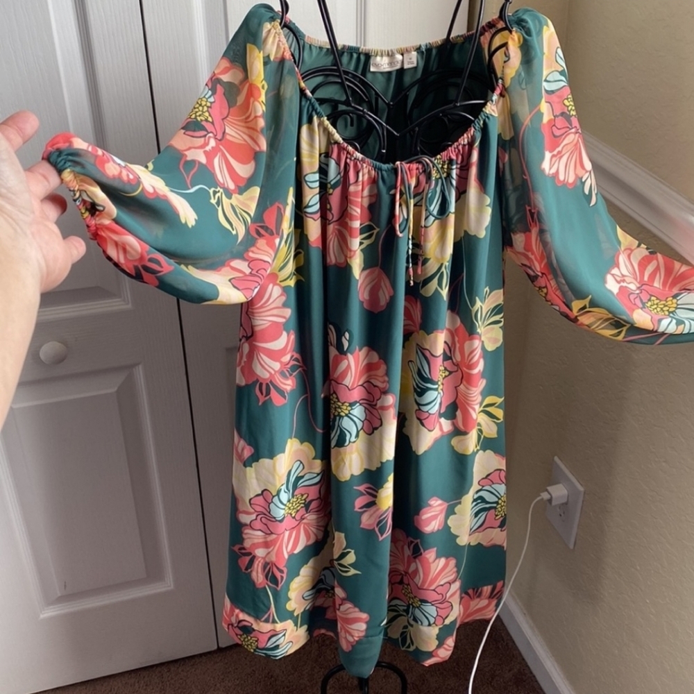 Eva Mendes Dress size M NWOT - Picture 2 of 6